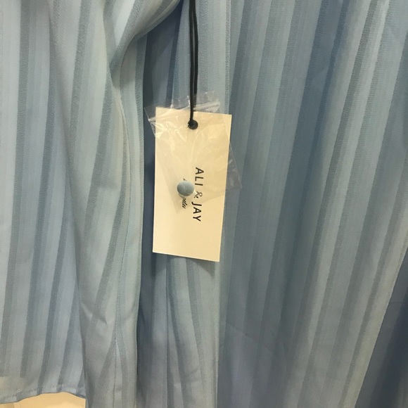 Aly and Jay that’s amore mini dress - Picture 4 of 4